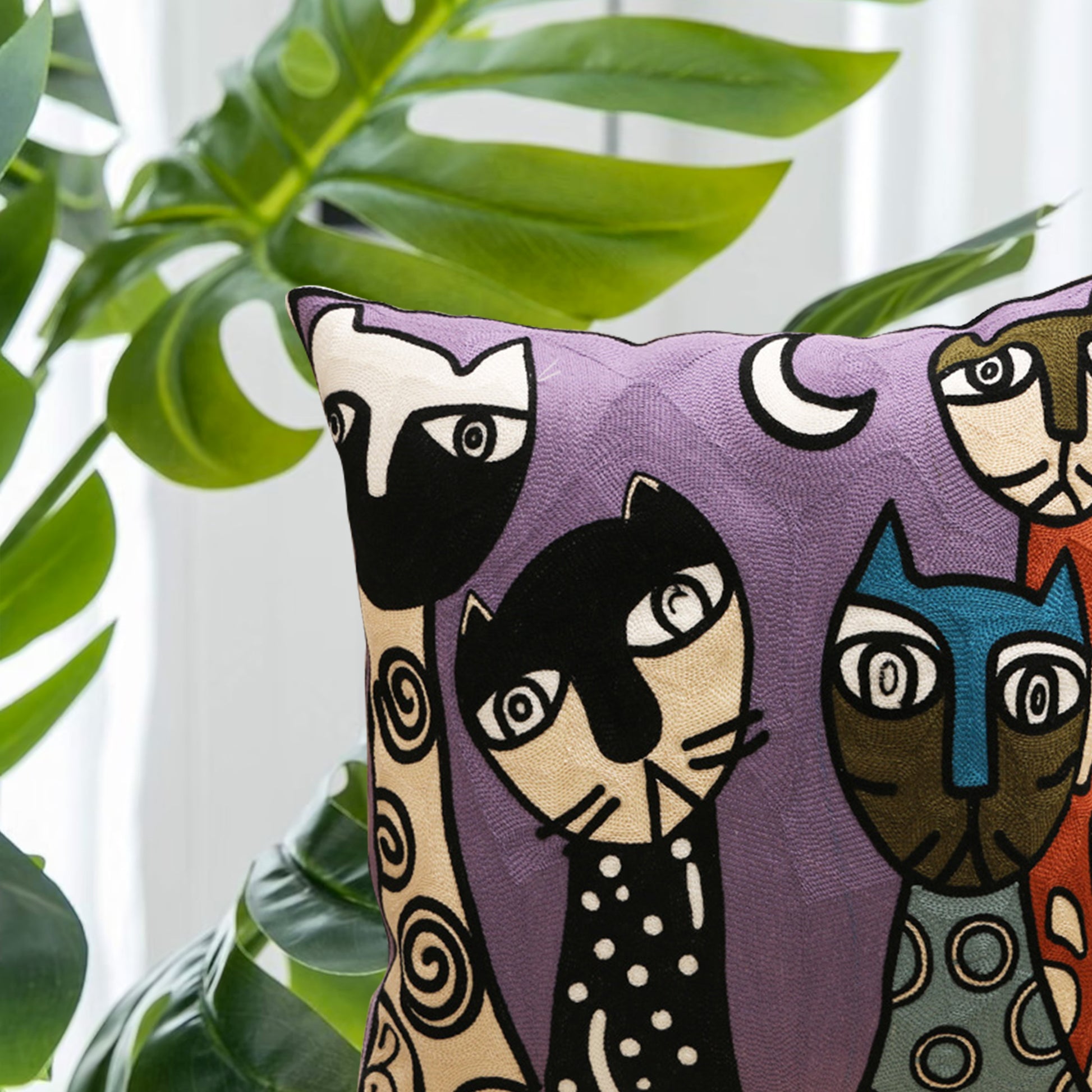 Picasso Painting | Embroidered cushion | Throw Pillows For Couch |Throw Pillow Design | Cushion Cover | Frida Kahlo Style 7